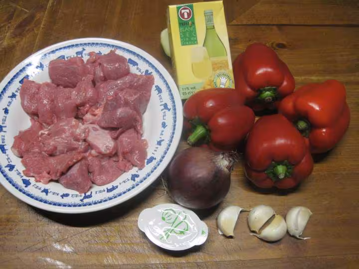 Saute de veau aux poivrons rouge