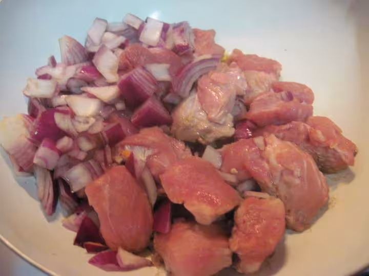 Saute de veau aux poivrons rouge