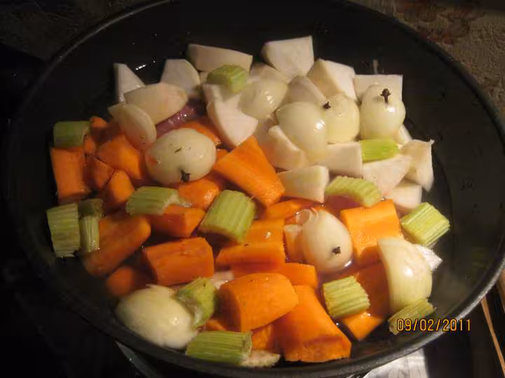 Saute de veau en sauce