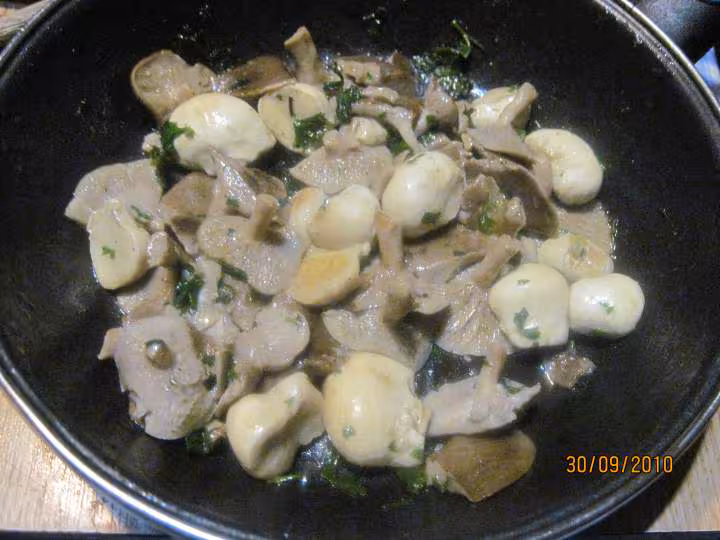 Sauter p de terre courgette servi de champignons des pres