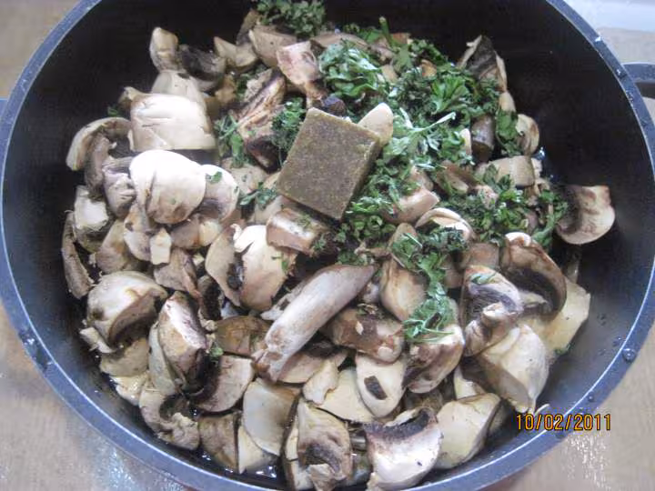 Soupe aux champignons a la creme fraiche