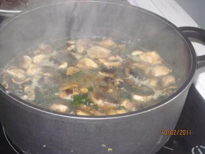 Soupe aux champignons a la creme fraiche