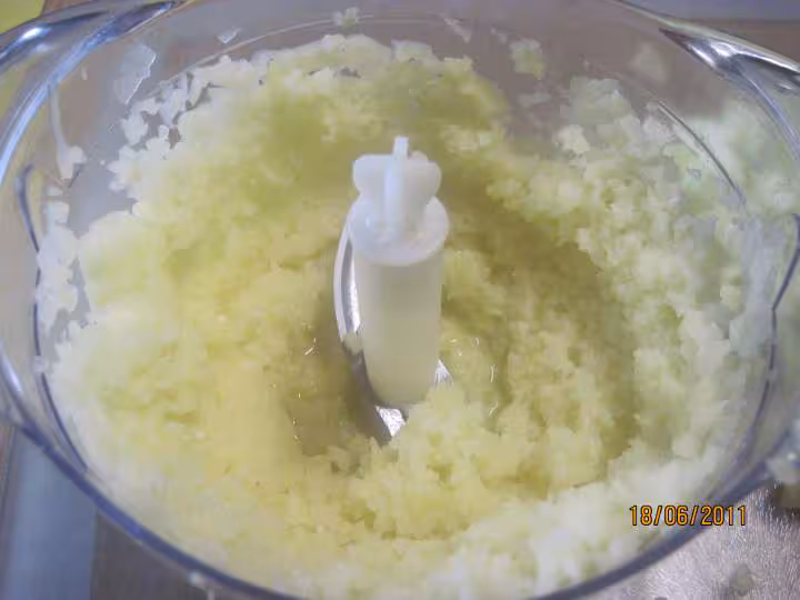 Soupe de p de terre courgettes au basilic amp creme au mo