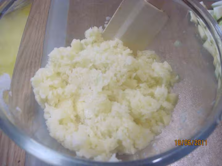 Soupe de p de terre courgettes au basilic amp creme au mo