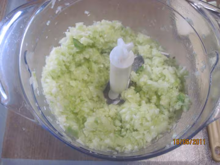 Soupe de p de terre courgettes au basilic amp creme au mo