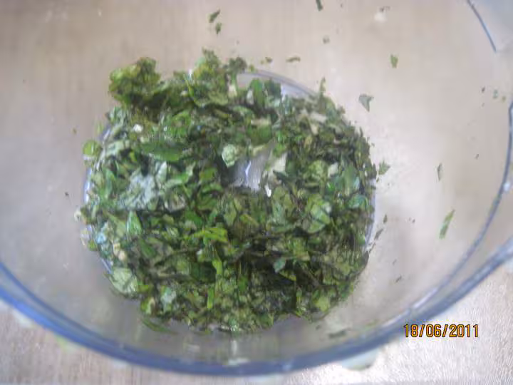 Soupe de p de terre courgettes au basilic amp creme au mo