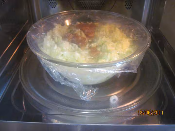 Soupe de p de terre courgettes au basilic amp creme au mo