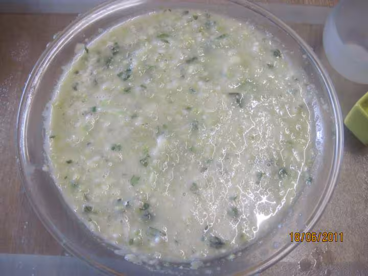 Soupe de p de terre courgettes au basilic amp creme au mo