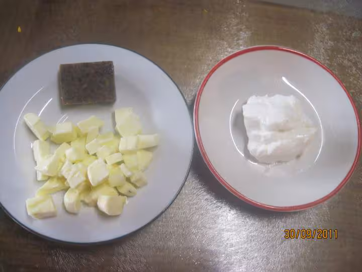 Soupe de potiron aux des de patisson blanc