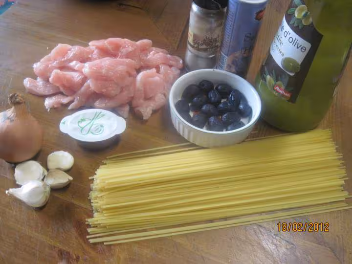 Spaghetti a l emince de dinde