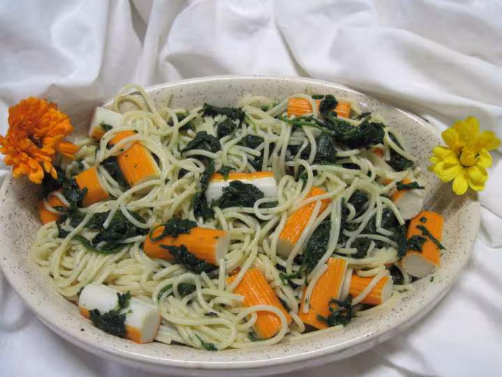 Spaghetti aux epinards et surimi