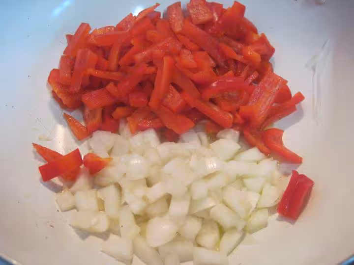 Spaghettis au poivrons rouge et mais