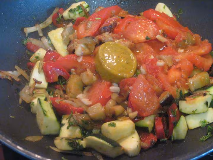 Spaghettis aux legumes de ratatouille