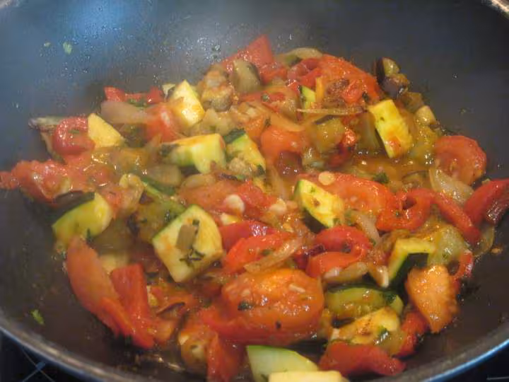 Spaghettis aux legumes de ratatouille