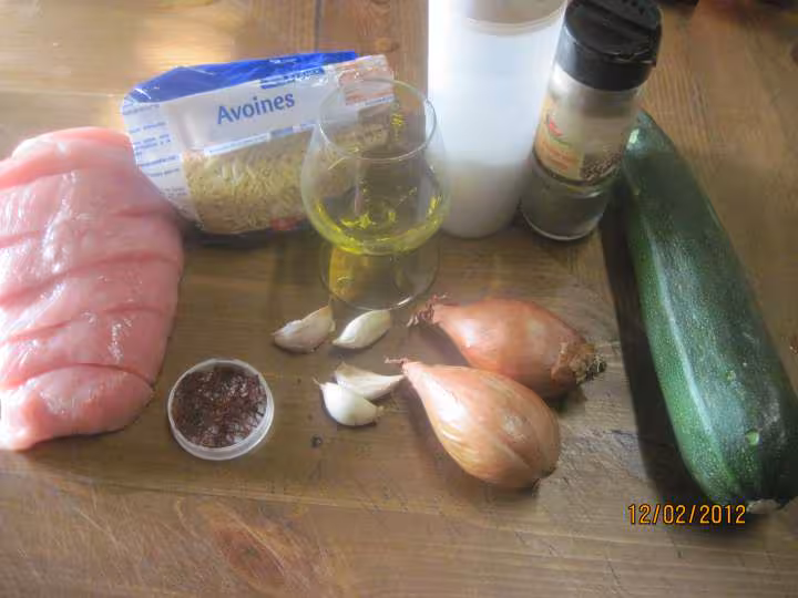 Steaks de dinde garnis a la creme safranee