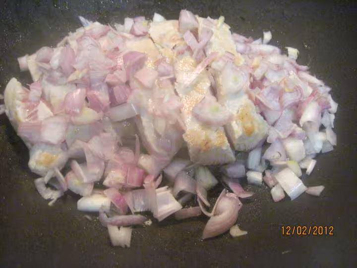 Steaks de dinde garnis a la creme safranee