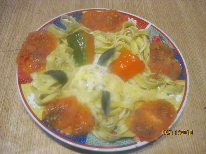 Tagliatelle tomates oeufs rapide