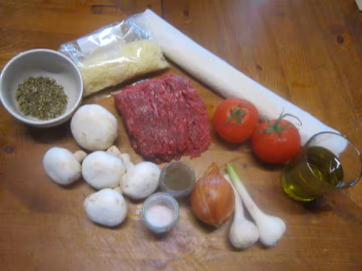 Tarte au boeuf hache et champignons
