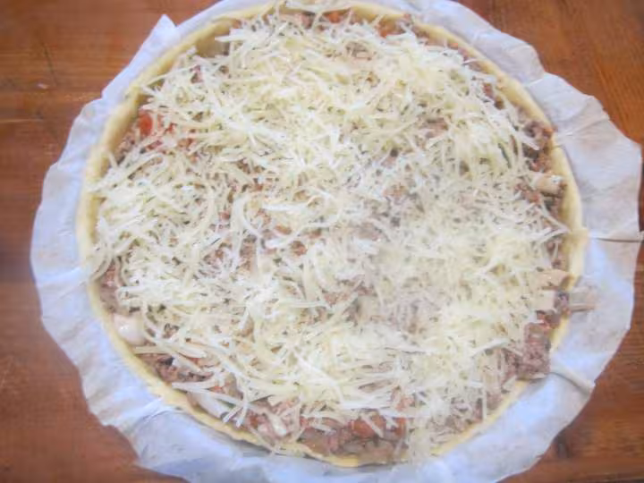 Tarte au boeuf hache et champignons
