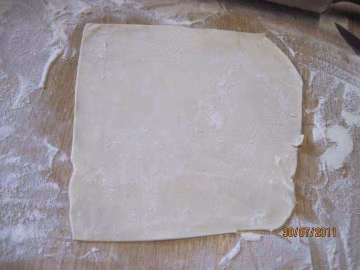 Tarte aux brugnons creme noisettes