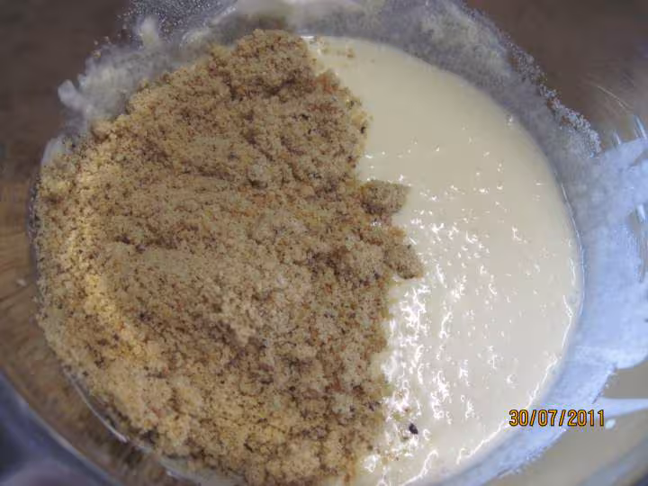 Tarte aux brugnons creme noisettes