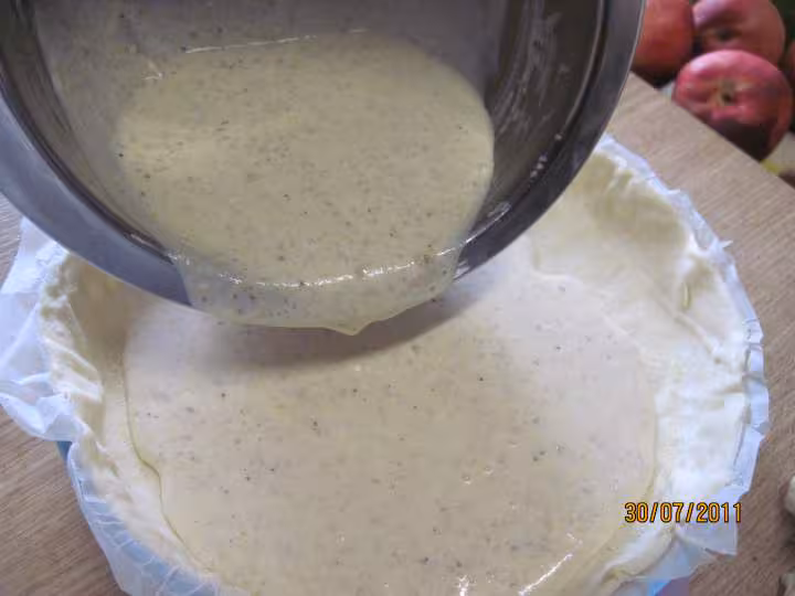 Tarte aux brugnons creme noisettes