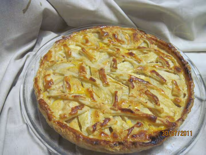 Tarte aux brugnons creme noisettes