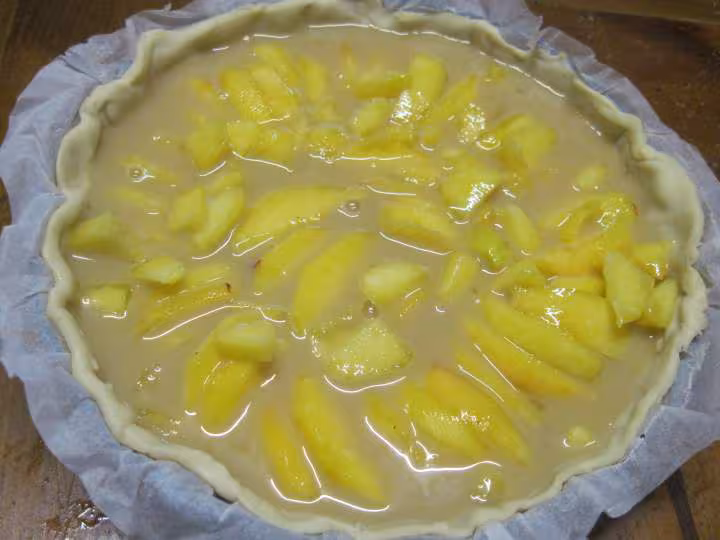 Tarte aux brugnons jaunes