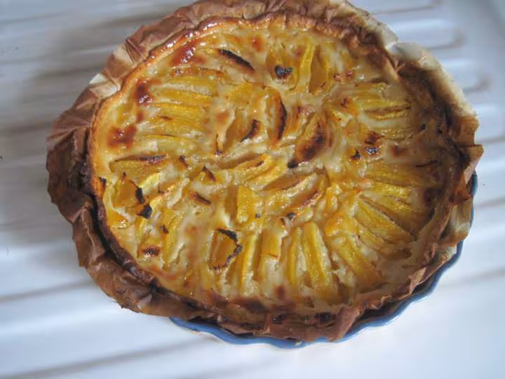 Tarte aux brugnons jaunes