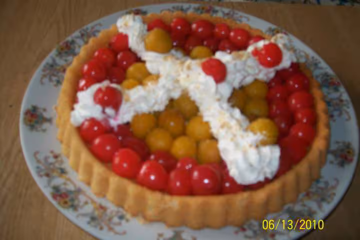 Tarte aux cerises et mirabelles rapide