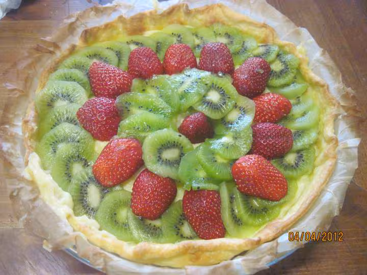 Tarte aux fraises et kiwis creme patissiere