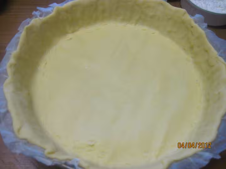 Tarte aux fraises et kiwis creme patissiere