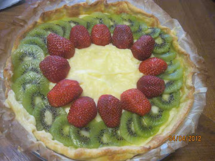 Tarte aux fraises et kiwis creme patissiere