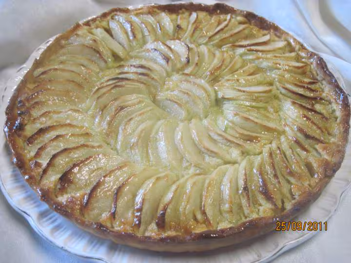 Tarte aux pommes a la frangipane