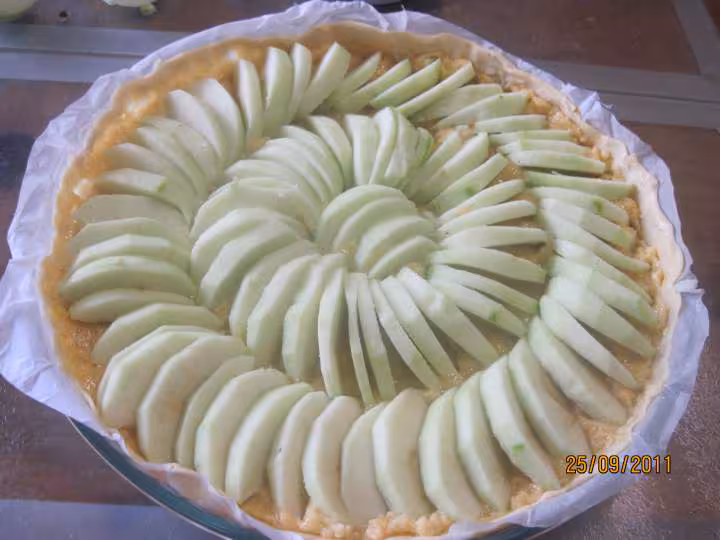 Tarte aux pommes a la frangipane