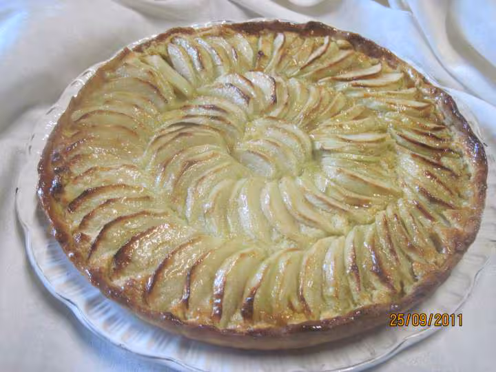 Tarte aux pommes a la frangipane