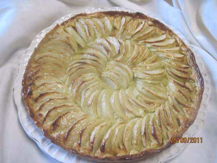 Tarte aux pommes a la frangipane