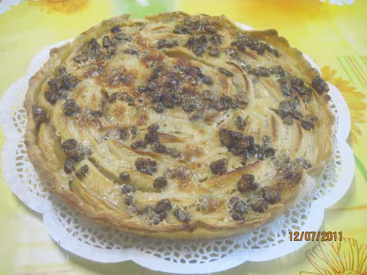 Tarte aux pommes aux raisins
