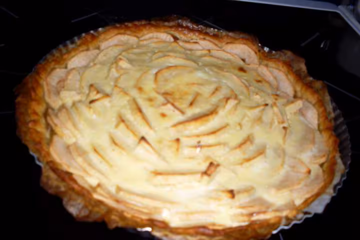 Tarte aux pommes maison photo
