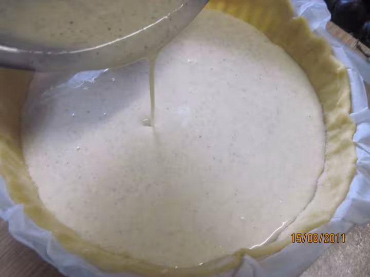 Tarte aux quetsches a la creme vanille