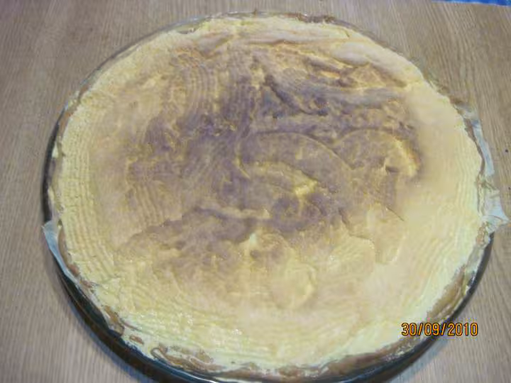 Tarte aux quetsches creme d amande meringuee