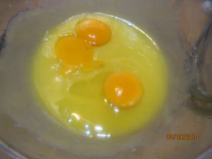 Tarte aux quetsches creme d amande meringuee
