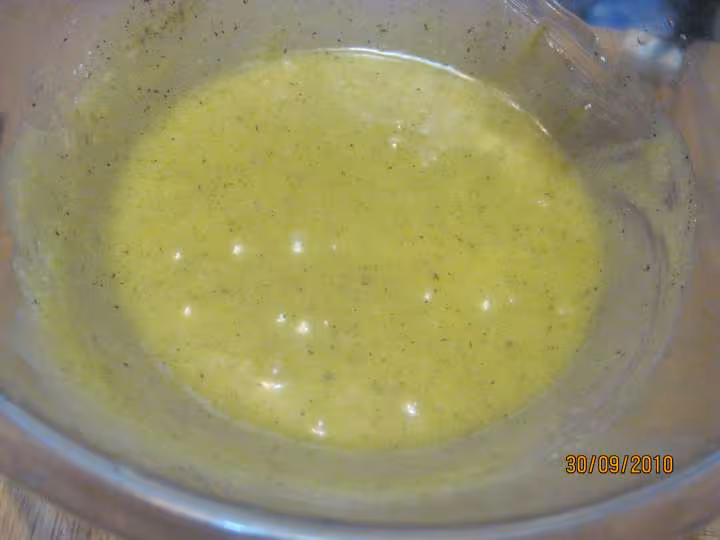 Tarte aux quetsches creme d amande meringuee