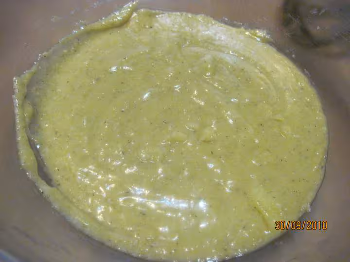 Tarte aux quetsches creme d amande meringuee