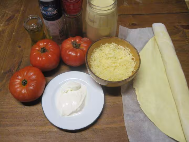 Tarte aux tomates a la creme moutarde