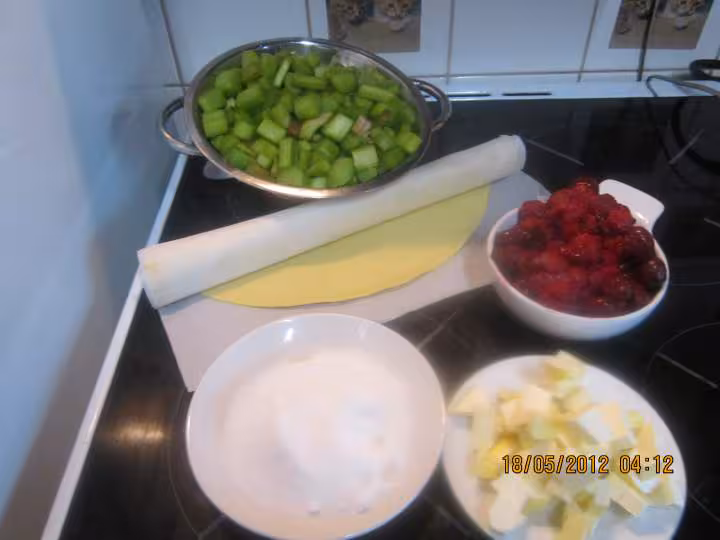 Tatin a la rhubarbe et fruits rouges