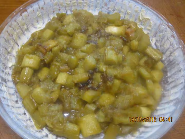Tatin a la rhubarbe et fruits rouges
