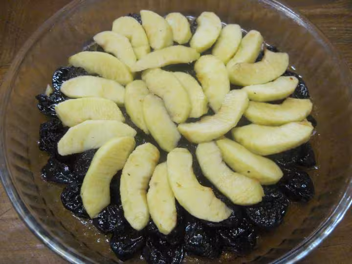 Tatin aux pruneaux et pommes