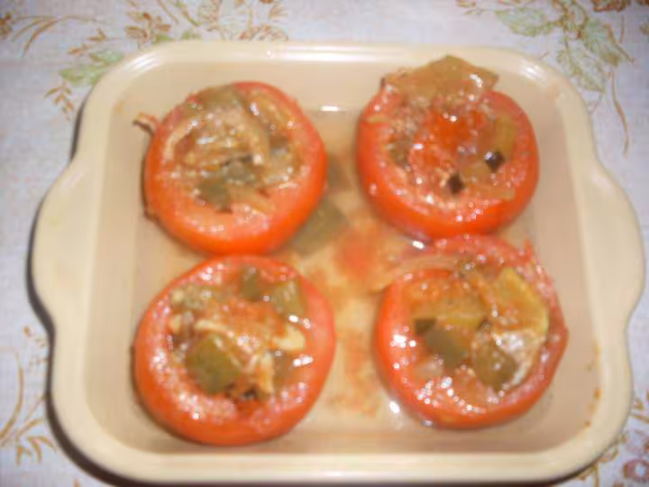 Tomates farcies a la ratatouille