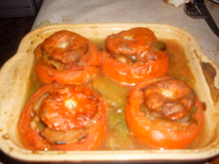 Tomates farcies a la ratatouille